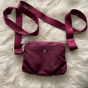 Lululemon All Night Festival Bag